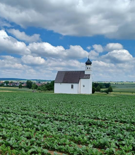 Foto von Kleine Kirche am Feld, hochgeladen von Philc1357